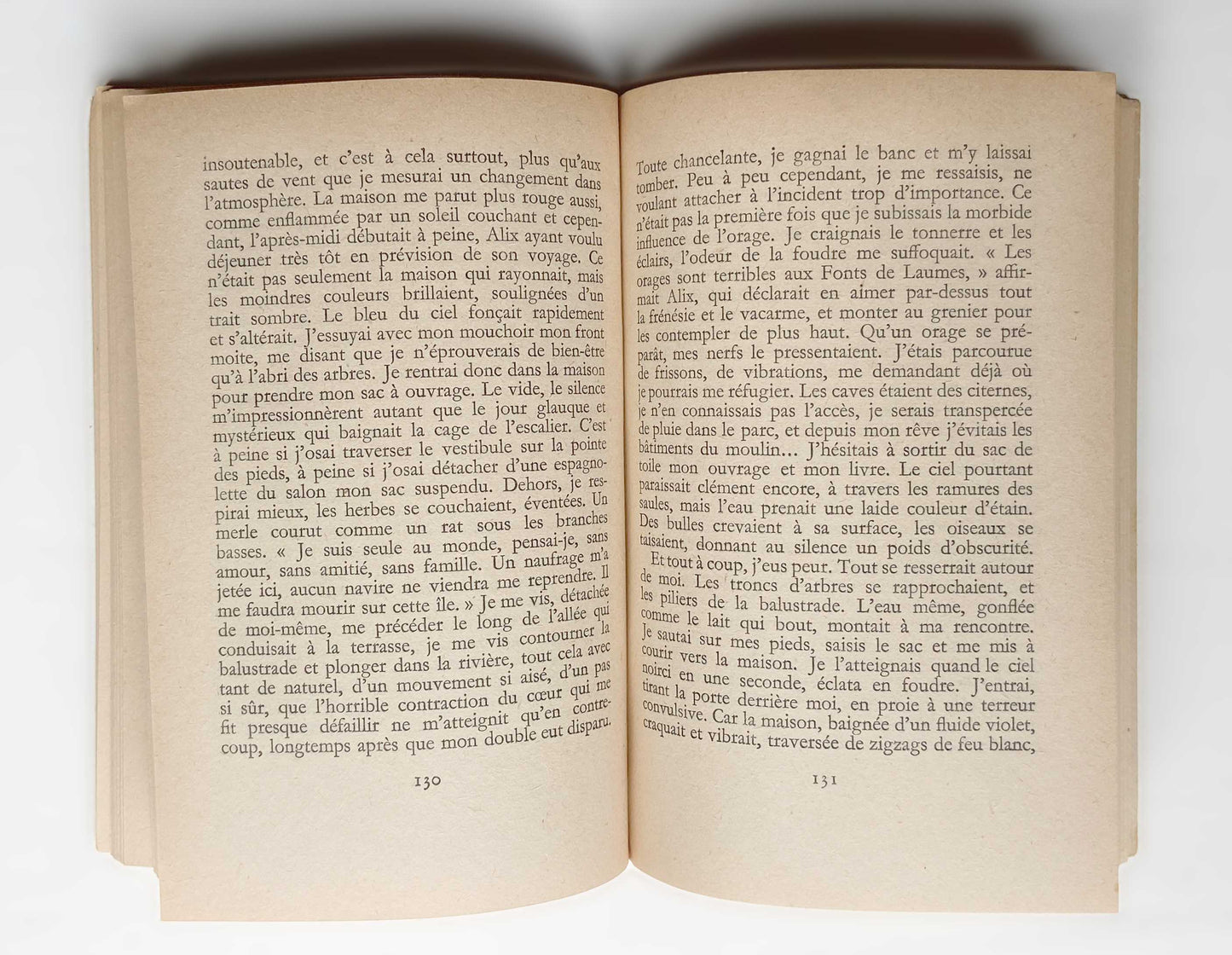 Livre «Agnès de rien» G. Beaumont, ed. Librairie Plon augmentée 1953