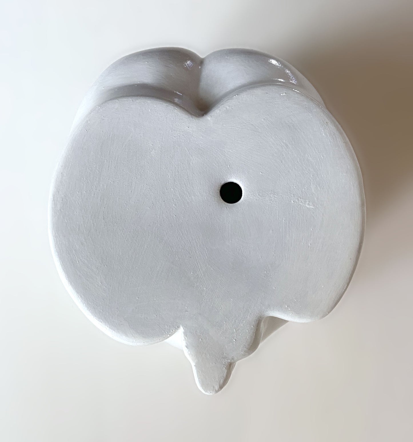 Pot de fleurs Group Partner© Boy nude blanc