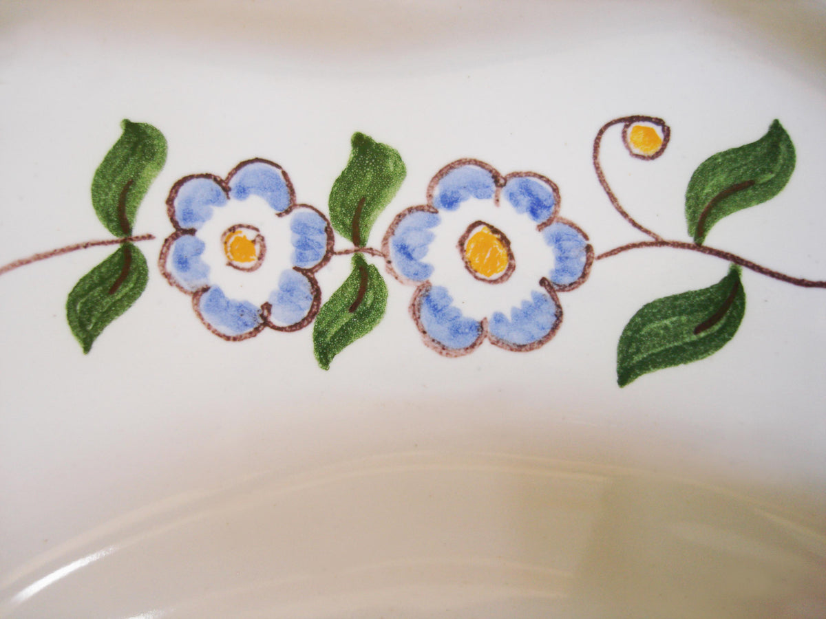 Plat creux Louis XV faïence de Moulins DL 1994