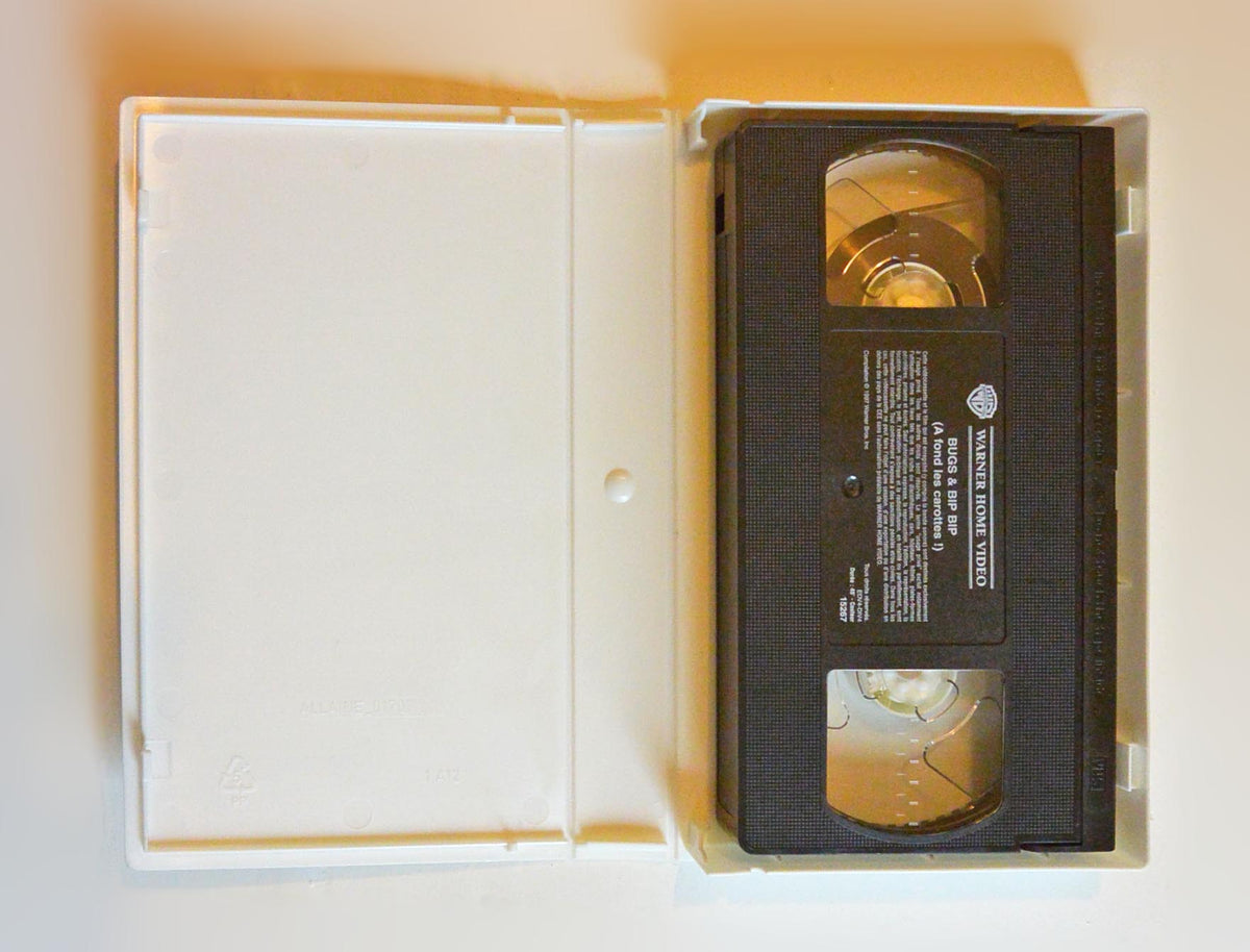 Lot 6 VHS pour enfants : Nemo, Bambi, Bip-bip, Heidi, Anne Frank, Dodger